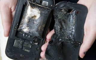 Cep Telefonu Neden Patlar?
