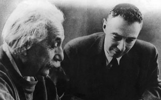 Robert Oppenheimer Kimdir?